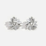 Orecchini a perno a forma di fiore circolare in opale elegante e squisito in oro, immagine 5 - Emma e Gemma