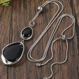 Collana con Pendente in Pietra Nera Vintage Elegante - Emma e Gemma